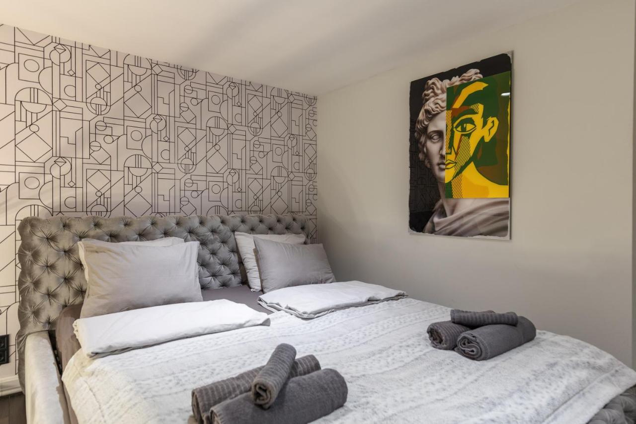 Bobo'S Luxury Apartment Budapest Eksteriør billede