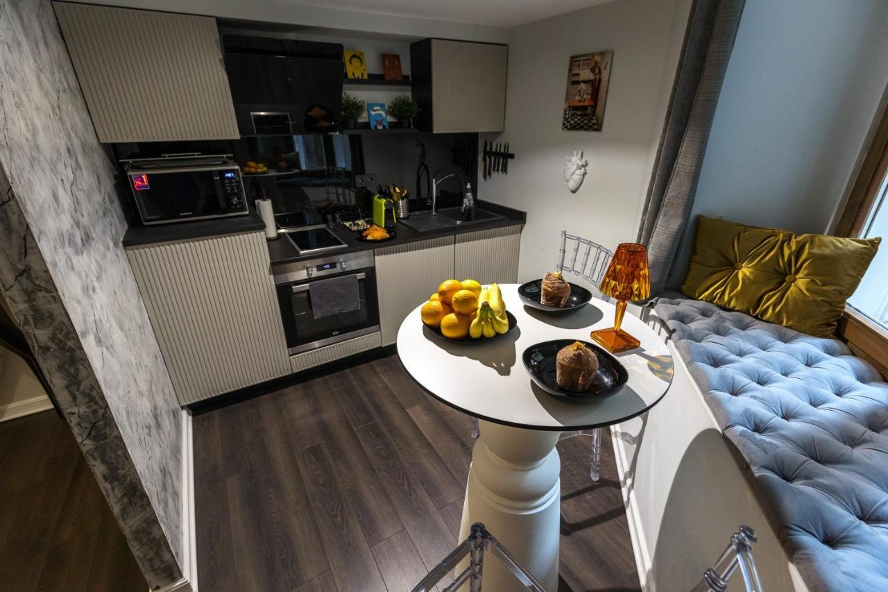 Bobo'S Luxury Apartment Budapest Eksteriør billede
